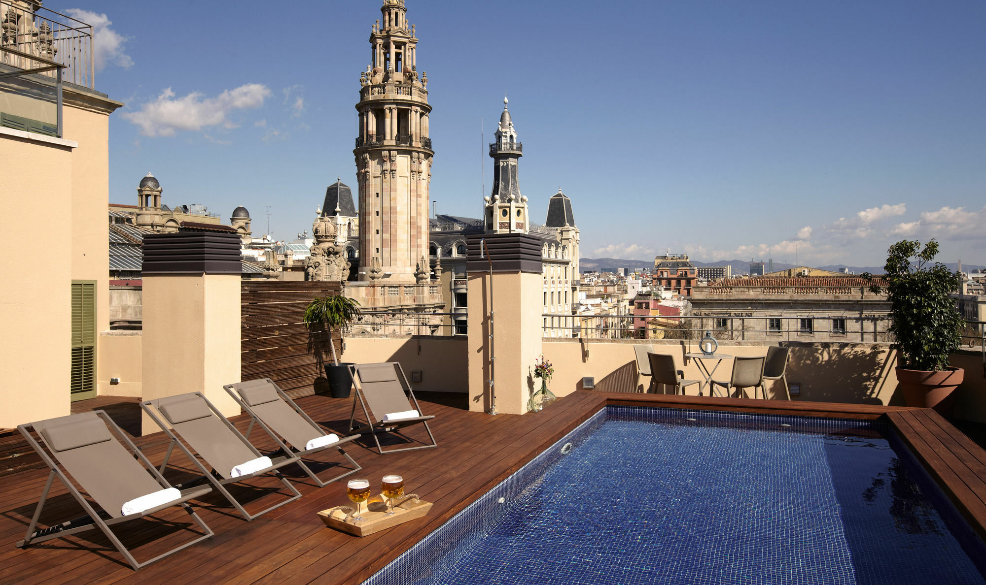 Duquesa Suites Landmark Hotel By Grup Duquessa Barcelona Kültér fotó